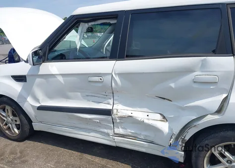 2010 Kia Soul + из США, поврежденный, VIN KNDJT2A28A7704222